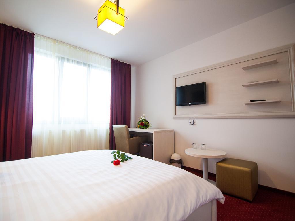 Pensiunea Apulum Alba Iulia Room photo